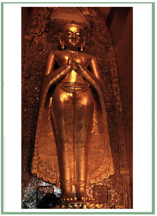 黄金に輝く仏像
